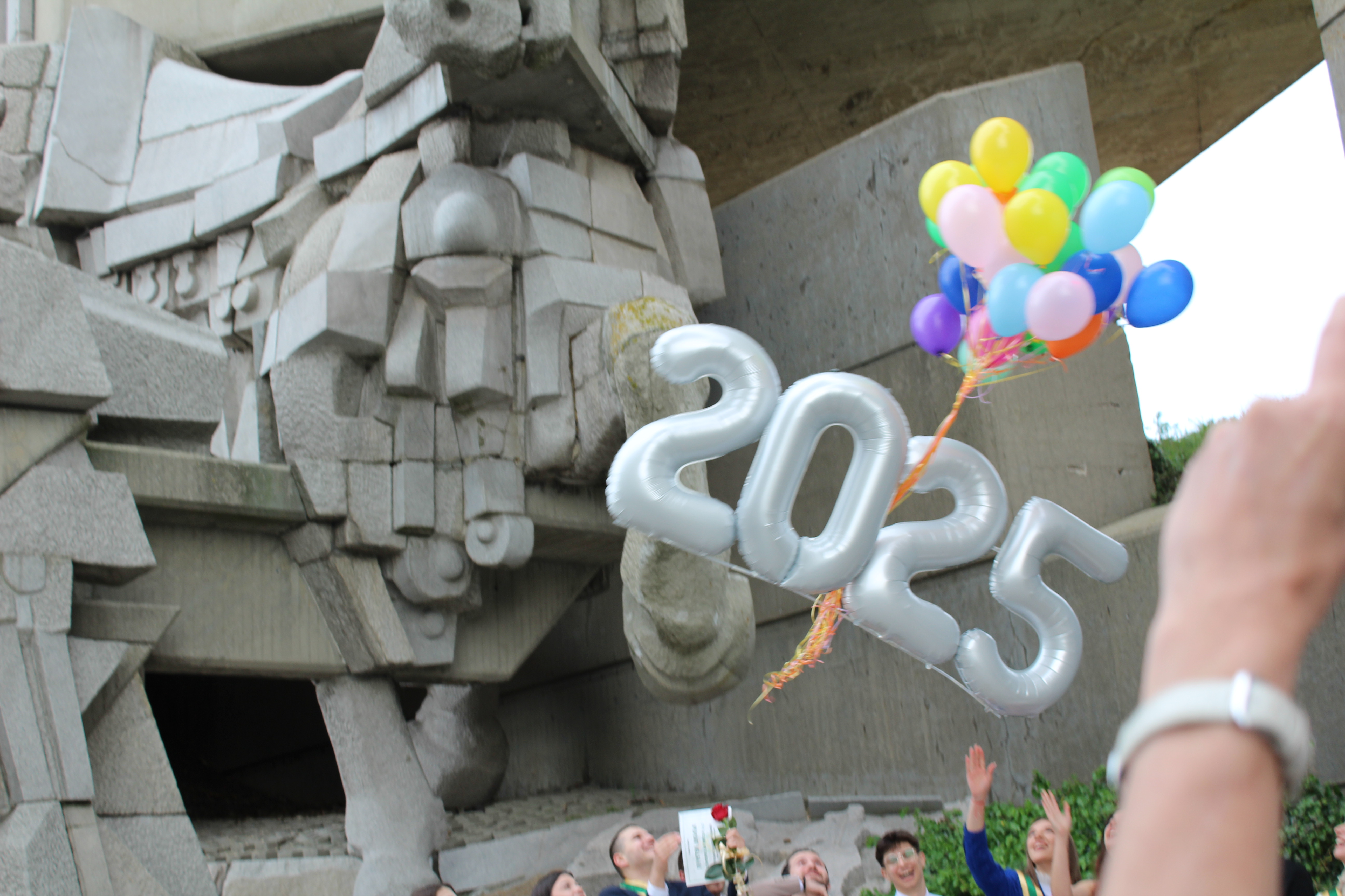 НАГРАДИХА ПЪРВЕНЦИТЕ НА ВИПУСК 2025