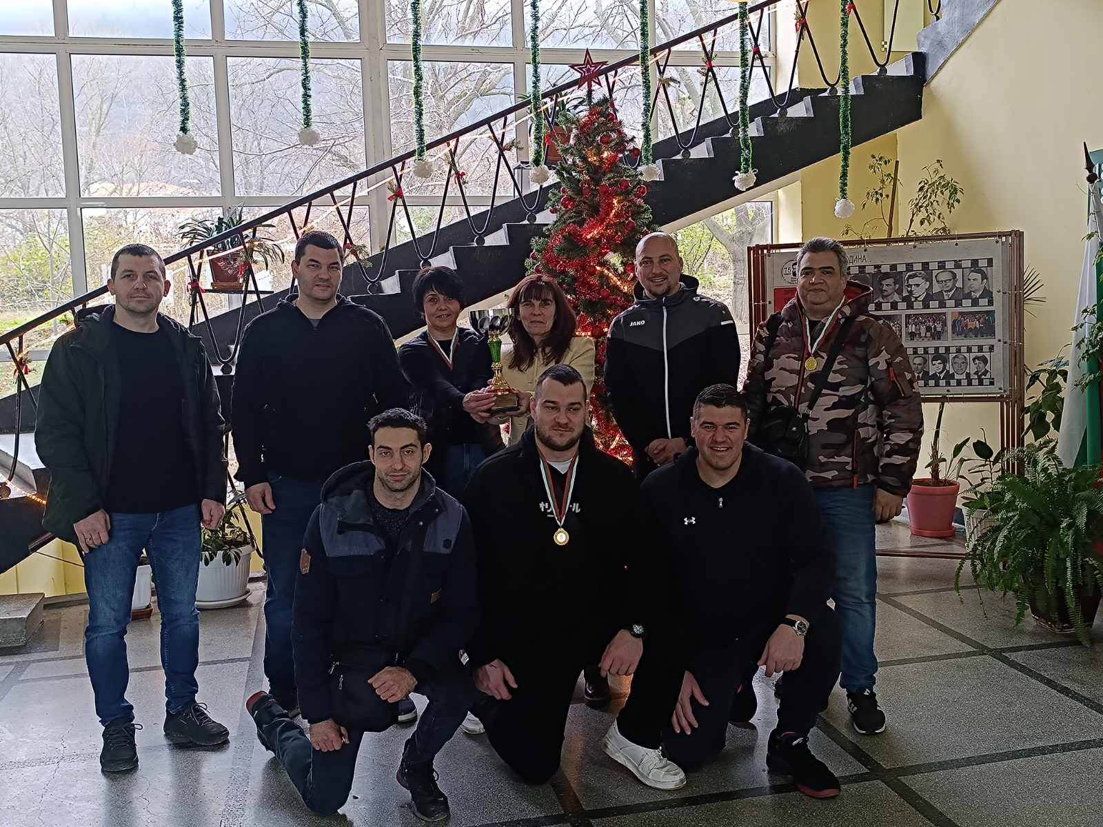 Коледен турнир по волейбол между учители